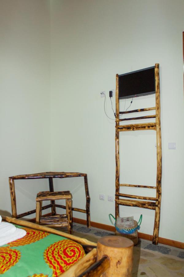 Residencial Tamarindos Bed & Breakfast Morro Peixe Exterior photo